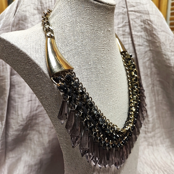 Smoke Acrylic Plastic Faceted Teardrop Black Prong Set Gold Rhinestone Necklace - Picture 3 of 13